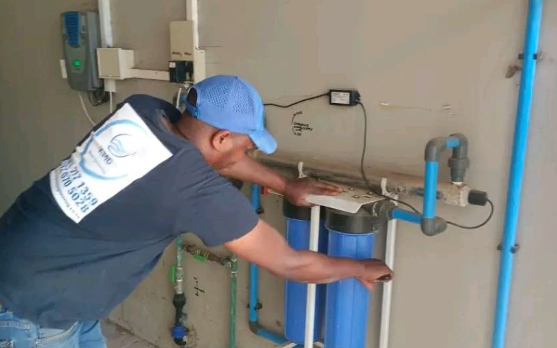 KMG Water Engineering technicians